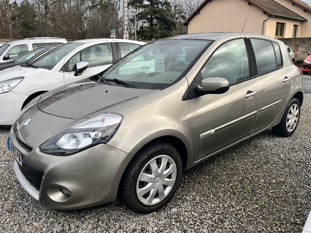 RENAULT CLIO III