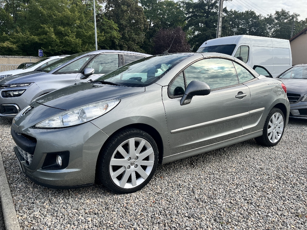 PEUGEOT 207 CC