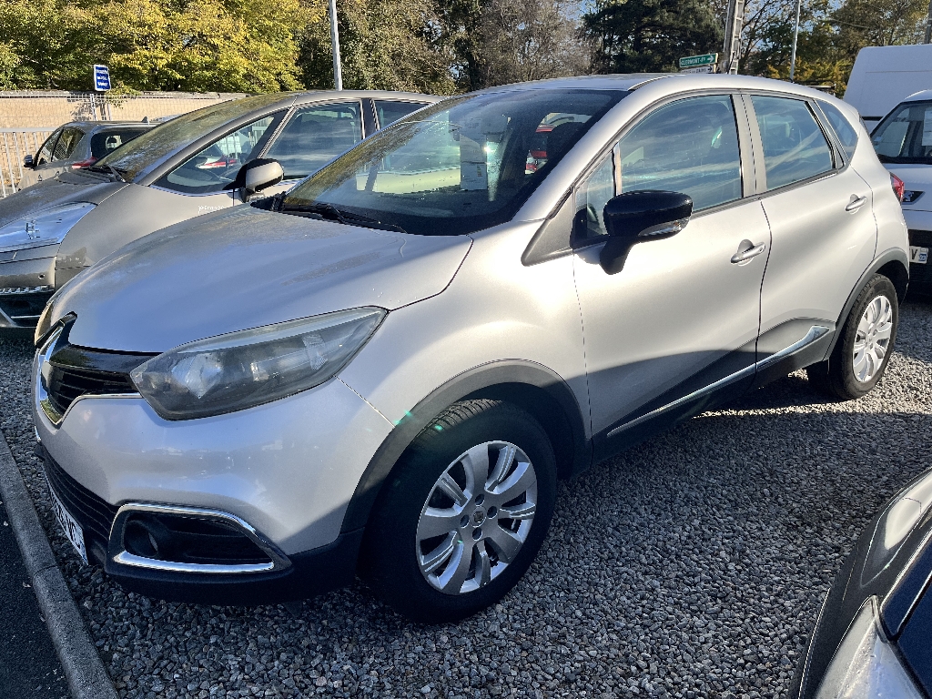 RENAULT CAPTUR BUSINESS