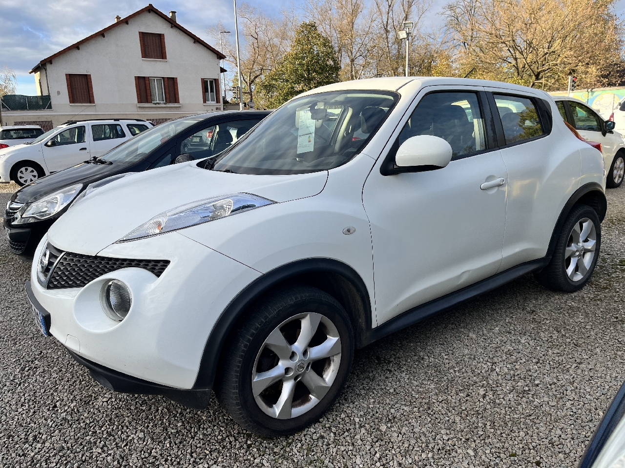 NISSAN JUKE