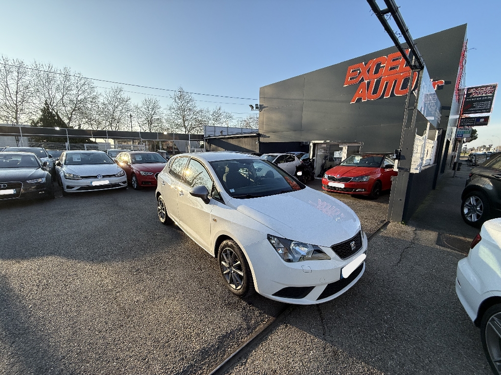 SEAT IBIZA